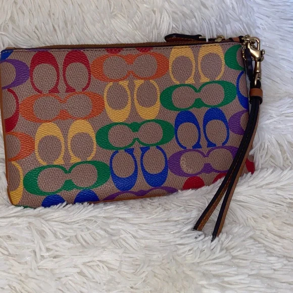 NWOT Coach Wristlet Brass/Tan Natural Multi Rainbow Signature Canvas/leather - Picture 5 of 13
